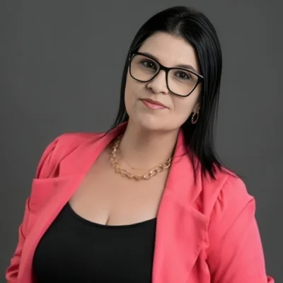 Carla Pinheiro